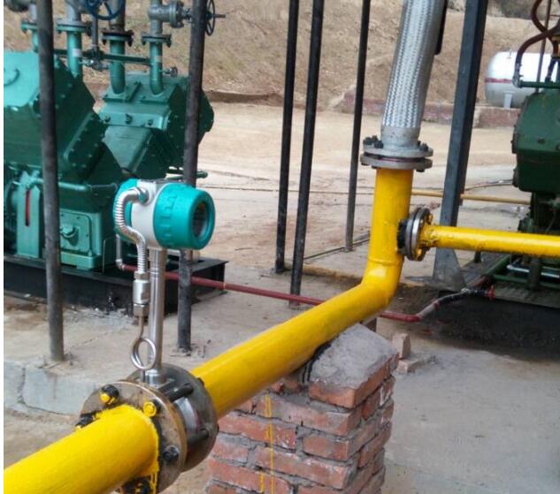 液體渦街流量計(jì)現(xiàn)場安裝使用圖